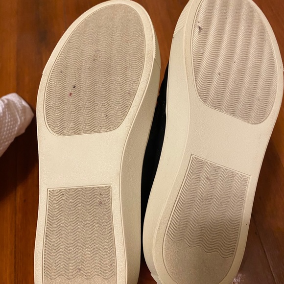 Steve Madden women’s sneakers - Picture 6 of 8